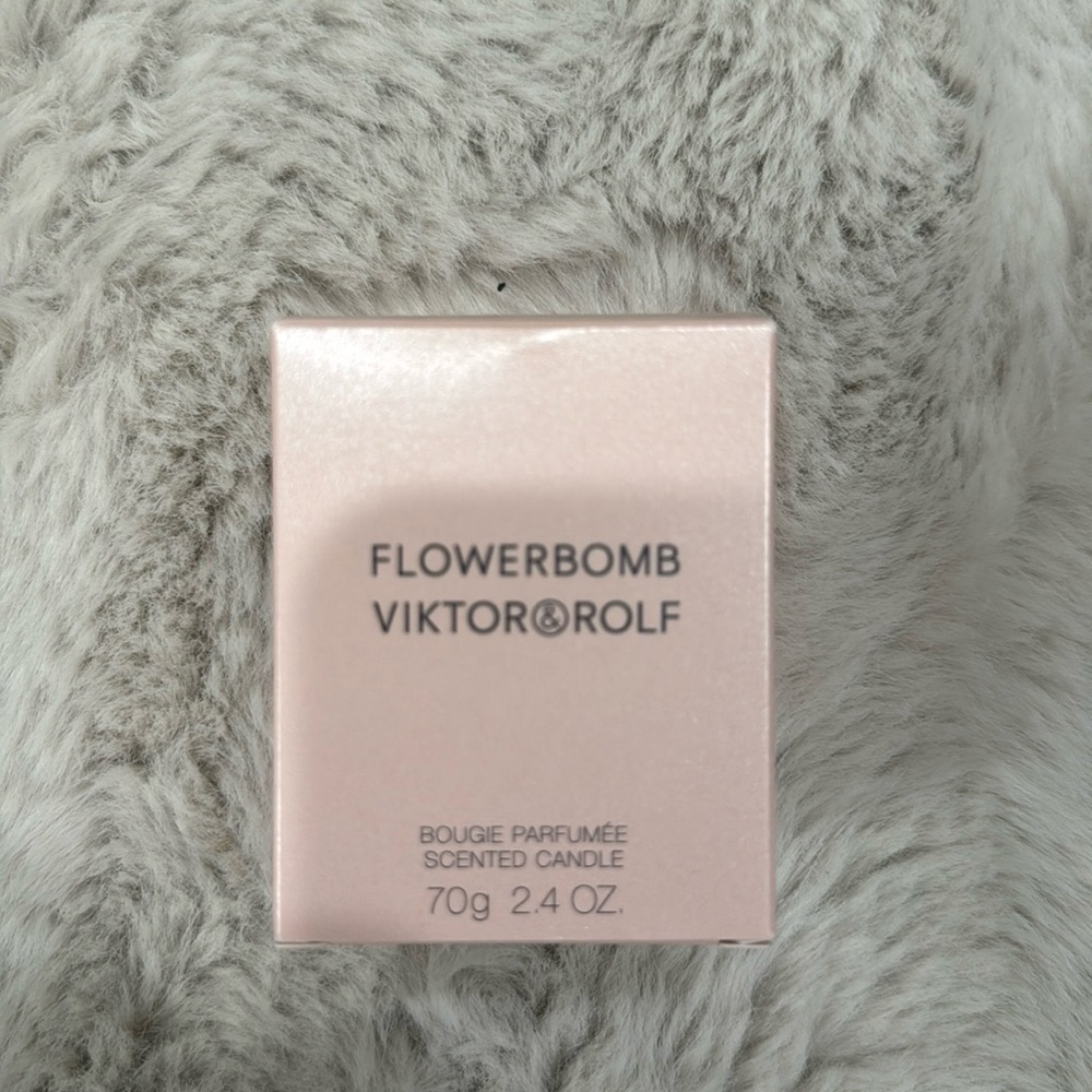 Flower bomb candle